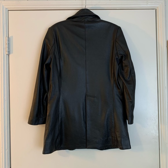 Understated Leather brand single button black blazer - Picture 2 of 5